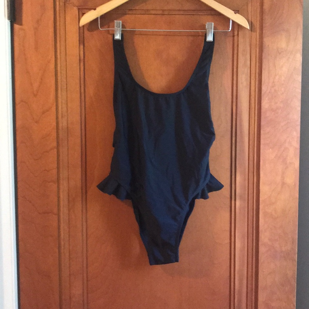 Gnash swim cheeky one piece swimsuit size 8